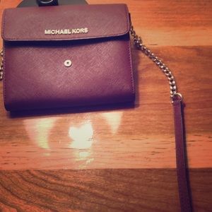 Burgendy Michael Kors shoulder bag